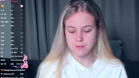 Darsi Anty online show from November 15, 1:35 pm