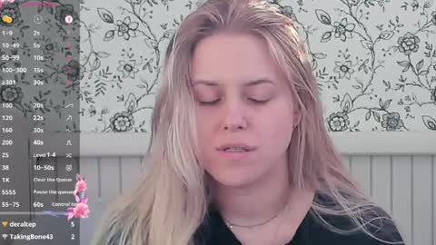 Darsi Anty online show from April 20, 3:26 pm