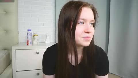 angelapratt online show from April 15, 3:59 pm