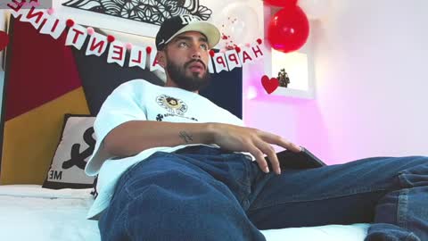 Angel online show from February 5, 4:48 am