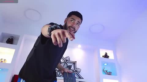 Angel online show from December 20, 4:19 am