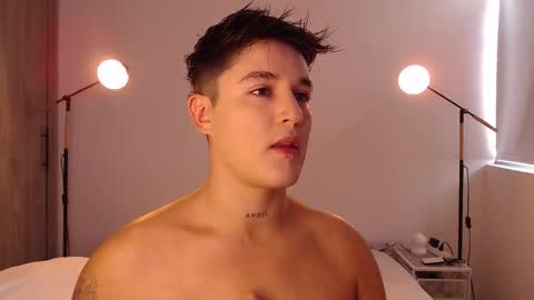 Angel online show from March 29, 6:31 pm