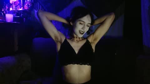 Snapshot of angelfish808 chatting on September 13, 10:45 pm angelfish online show from September 13, 10:45 pm