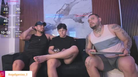 Angel online show from April 5, 6:27 pm