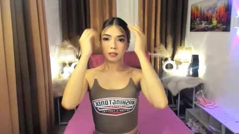 Snapshot of angelic076039 chatting on September 18, 1:15 pm MISS PAU online show from September 18, 1:15 pm