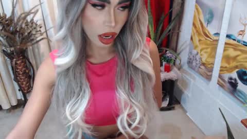 Snapshot of angelic_face_808 chatting on January 26, 2:14 am DIVINE ANGEL online show from January 26, 2:14 am