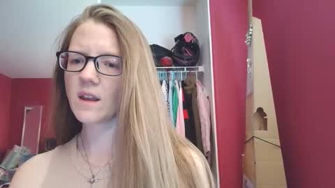 AngelicAngel online show from April 14, 6:22 pm