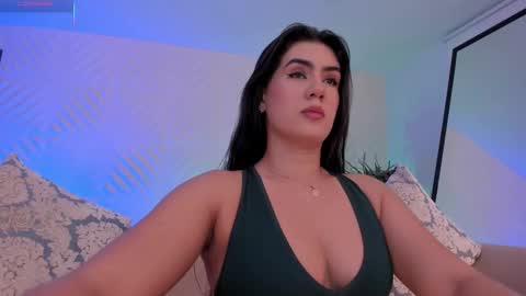 Snapshot of angelicavega_ chatting on September 25, 7:21 pm Angelica Vega online show from September 25, 7:21 pm