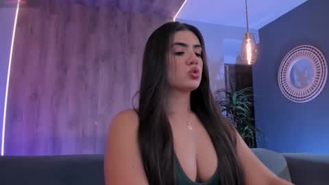 Snapshot of angelicavega_ chatting on October 13, 7:49 pm Angelica Vega online show from October 13, 7:49 pm