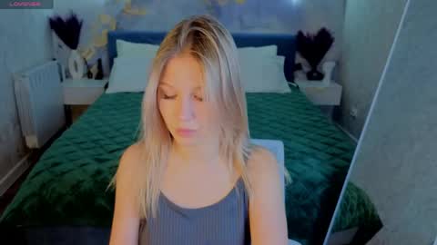 Angelina online show from May 19, 1:01 am