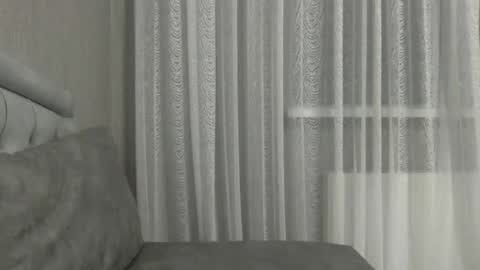 Snapshot of angelina_sunshine chatting on September 27, 7:00 pm Angelina online show from September 27, 7:00 pm