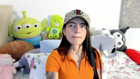 Angeline Smith  online show from October 5, 3:48 am