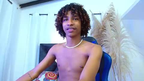 Angel online show from March 11, 9:29 pm