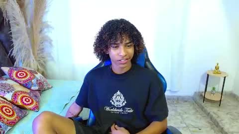 Angel online show from May 20, 9:32 pm