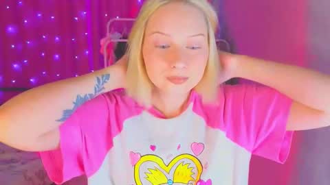 Cutie online show from February 23, 11:34 am