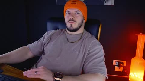 BlackWolf online show from February 2, 6:47 am