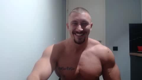  ------- SEX SHOW WITH GUYS AND GIRLS  MUSCLE SHOW online show from October 7, 6:48 pm