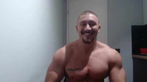  ------- SEX SHOW WITH GUYS AND GIRLS  MUSCLE SHOW online show from October 10, 4:02 pm