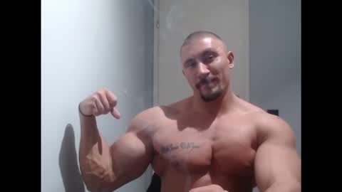  ------- SEX SHOW WITH GUYS AND GIRLS  MUSCLE SHOW online show from October 6, 6:37 pm