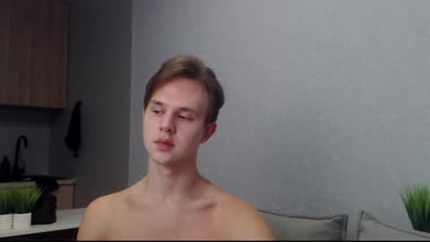 Angel online show from October 21, 9:14 am