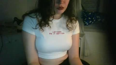 angelrrm online show from October 21, 1:54 am