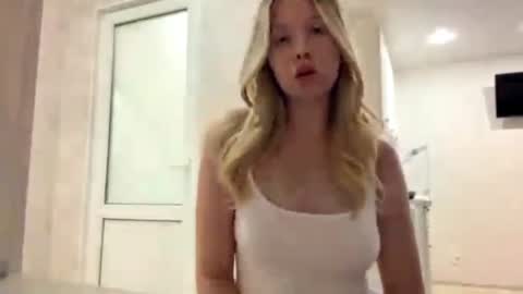Angel online show from July 8, 5:27 pm
