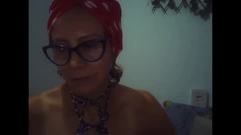 Snapshot of angelycute476334 chatting on February 7, 1:15 am angelycute476334 online show from February 7, 1:15 am
