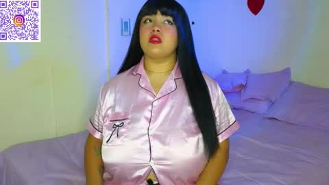 Snapshot of angie_bigboobs chatting on March 5, 4:13 am Angie Gomez Onlyfans angie bigboobs FREE online show from March 5, 4:13 am