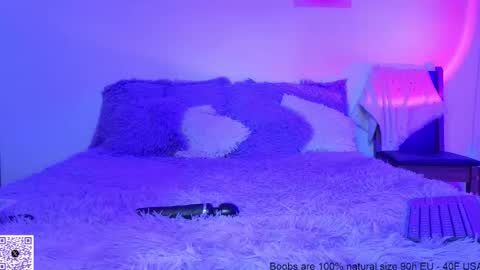 Snapshot of angie_bigboobs chatting on October 12, 1:59 pm Angie Gomez Onlyfans angie bigboobs FREE online show from October 12, 1:59 pm