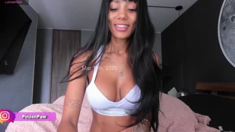Snapshot of angie_mcqueen chatting on March 11, 3:23 pm angie online show from March 11, 3:23 pm