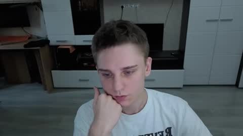 vodka online show from December 3, 8:15 am