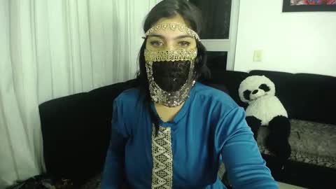 Anissa online show from November 15, 5:31 am