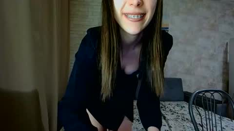 anikabloom online show from April 20, 1:41 am