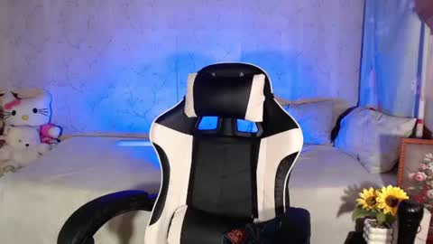 Nikka online show from April 4, 1:01 am