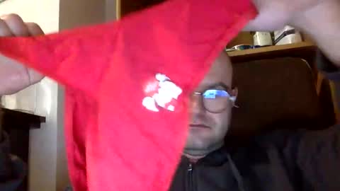 animal_michael online show from March 18, 5:24 am