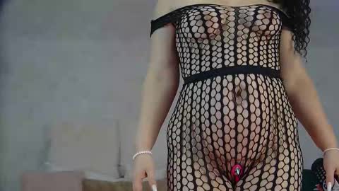 anissia teaser online show from February 10, 7:00 am