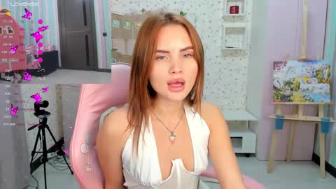 Anita online show from December 18, 6:36 pm