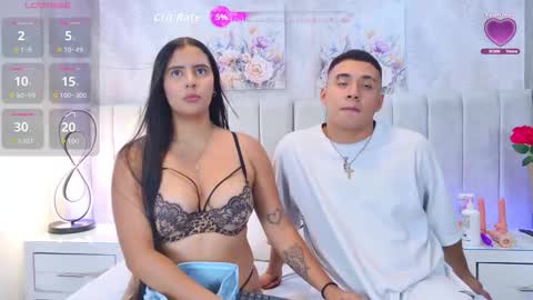 Snapshot of anita_sagegb chatting on October 21, 3:33 am Dania Lpez online show from October 21, 3:33 am