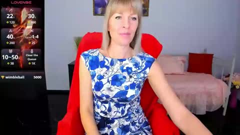 Snapshot of anita_tayson chatting on February 18, 10:16 am Anita online show from February 18, 10:16 am