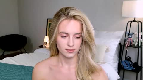 Snapshot of anitafischer chatting on September 29, 4:17 pm Anita online show from September 29, 4:17 pm