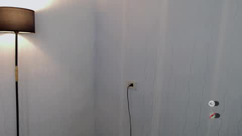 anita online show from December 11, 7:20 am