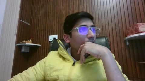 Slave looking for Mistress online show from January 10, 10:43 am