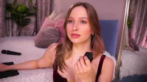 Ann online show from December 19, 2:56 pm