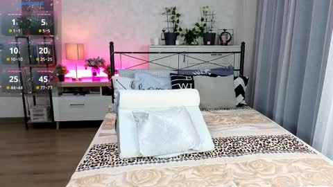 Anna online show from April 7, 4:58 am