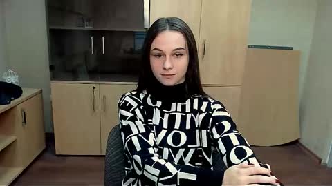 anna_sia_ online show from November 4, 2:51 pm