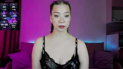 Snapshot of annabelle_art chatting on March 4, 2:32 pm Annabelle online show from March 4, 2:32 pm