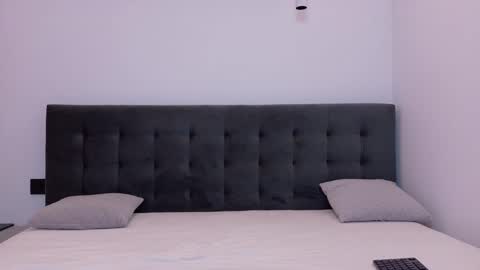 Anna online show from January 17, 9:45 pm