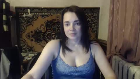 AnnaDiamond  online show from April 19, 8:44 pm