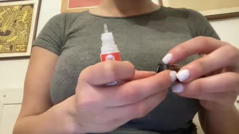 annagal18 online show from April 7, 9:28 pm