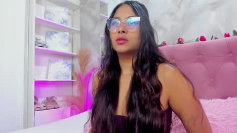 Snapshot of annaqueen_ chatting on September 29, 4:28 pm Anna online show from September 29, 4:28 pm